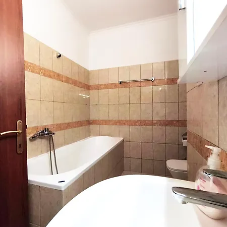 Mare Apartment Néa Péramos