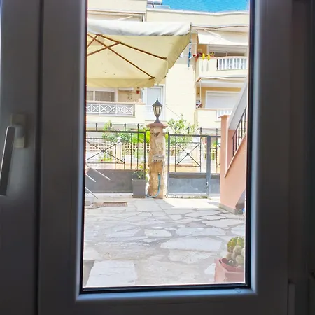 Mare Apartment Néa Péramos